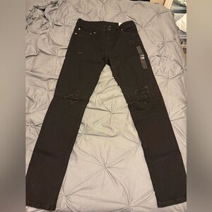 New with tags, American Eagle brand men’s black distressed jeans, size: 33x34